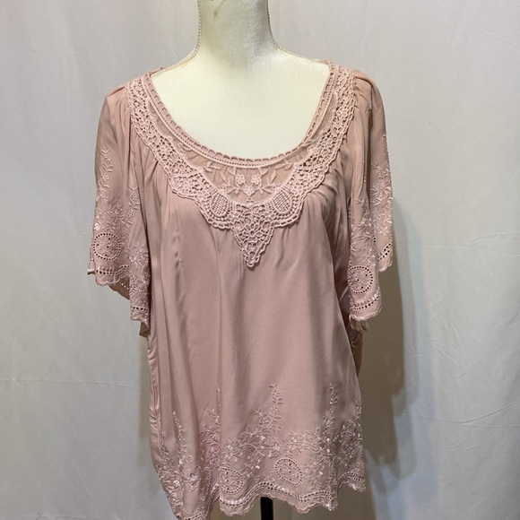 LOVE STICH ROSE COLORED EMBROIDERED BLOUSE - Picture 4 of 10